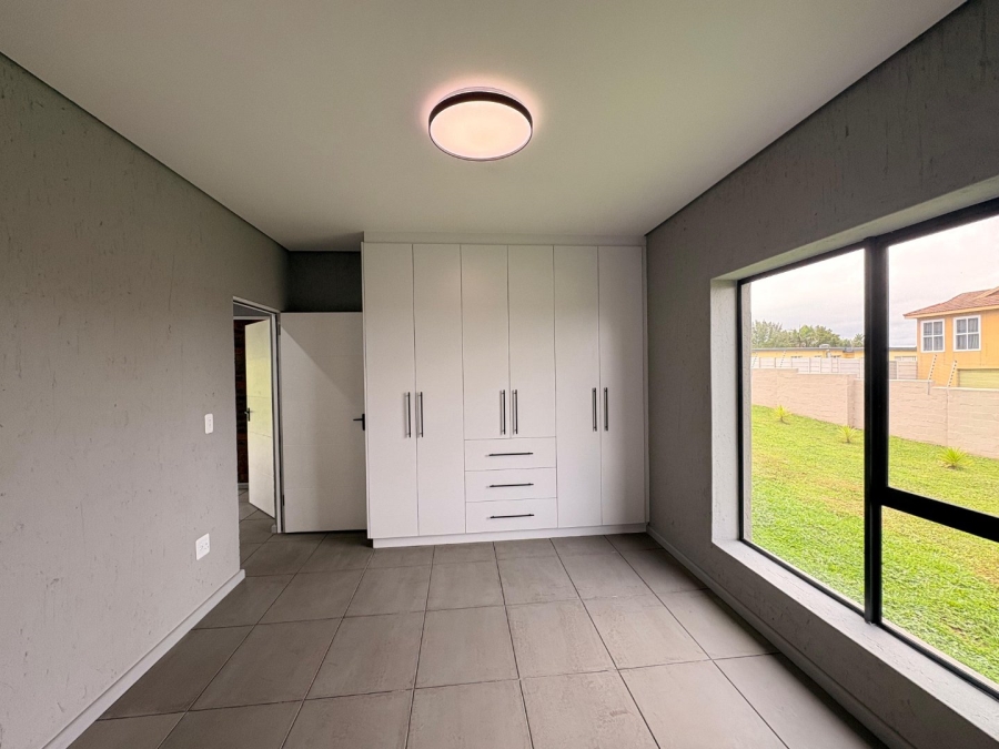 5 Bedroom Property for Sale in Cherry Creek Country Estate Western Cape